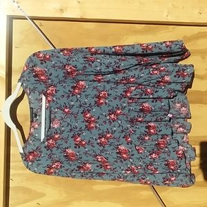 American Eagle Outfitters Long Sleeve Floral Top